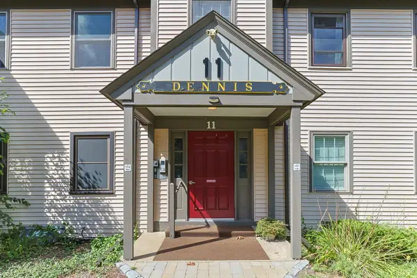 14 Harold St #11D, Harwich, MA 02646