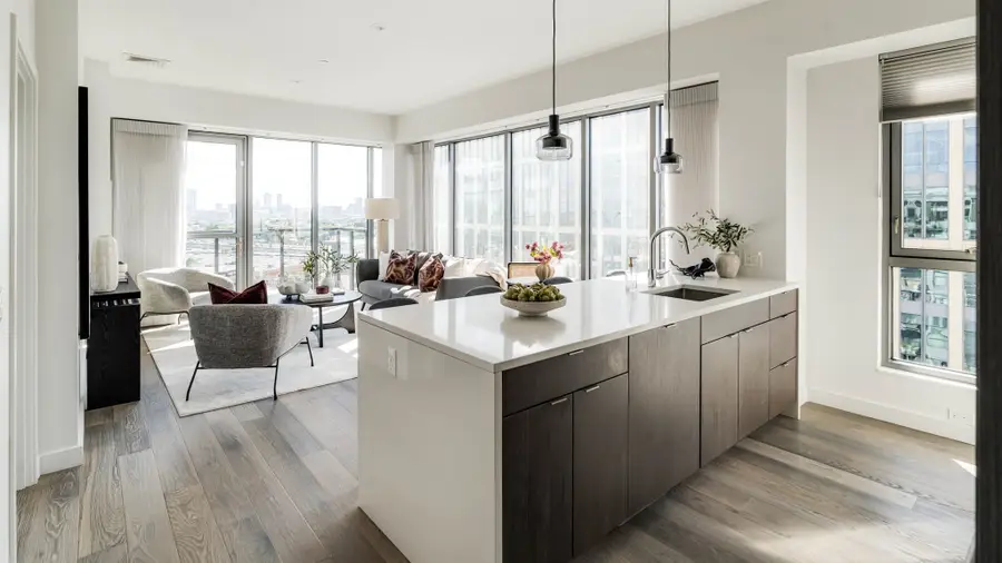 375 Canal St #PH215, Somerville, MA 02145 - #3