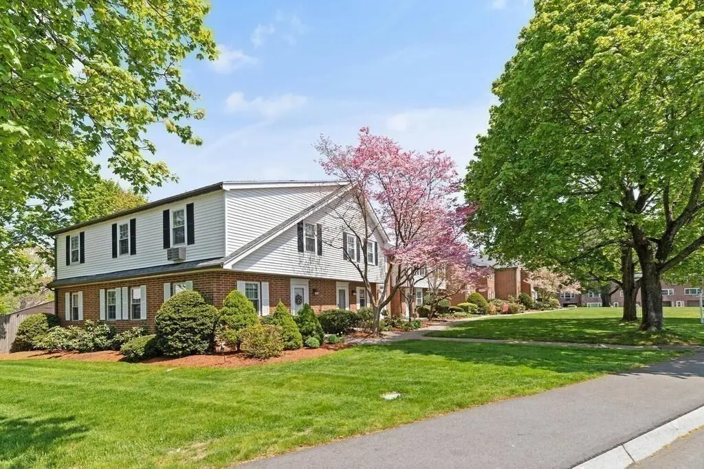 72 E Water St #72, North Andover, MA 01845 - #1