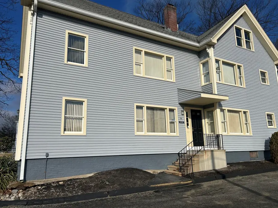 76 Mill St, Worcester, MA 01603 - #2