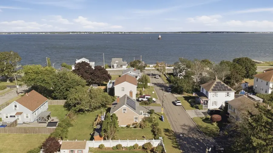 25 Bellevue St, New Bedford, MA 02744 - #3