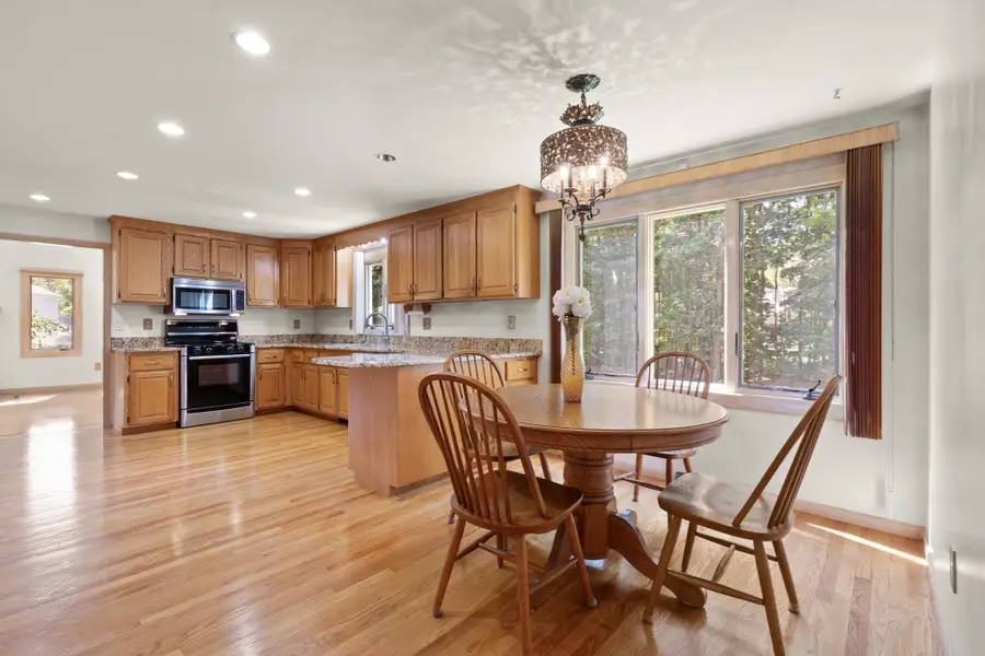 109 Hampton Rd, Sharon, MA 02067 - #3