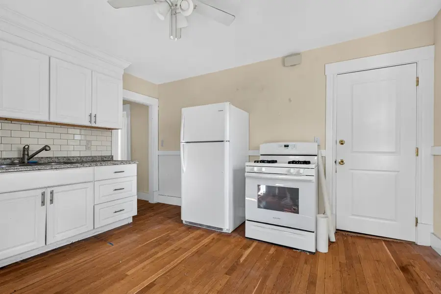 218-220 Walden St, Cambridge, MA 02140 - #3