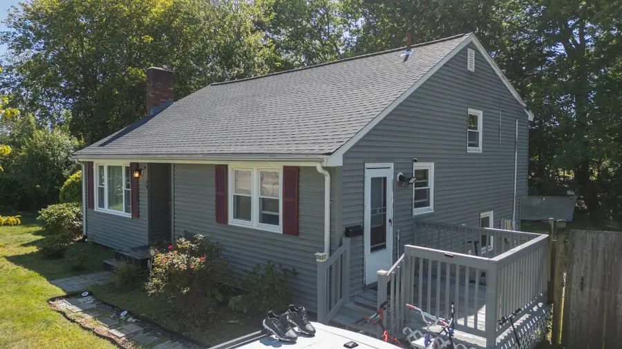 19 Anawan St, Brockton, MA 02302 - #3