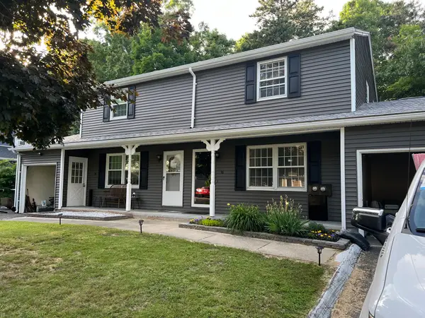 56 Kamuda St #56, Springfield, MA 01151