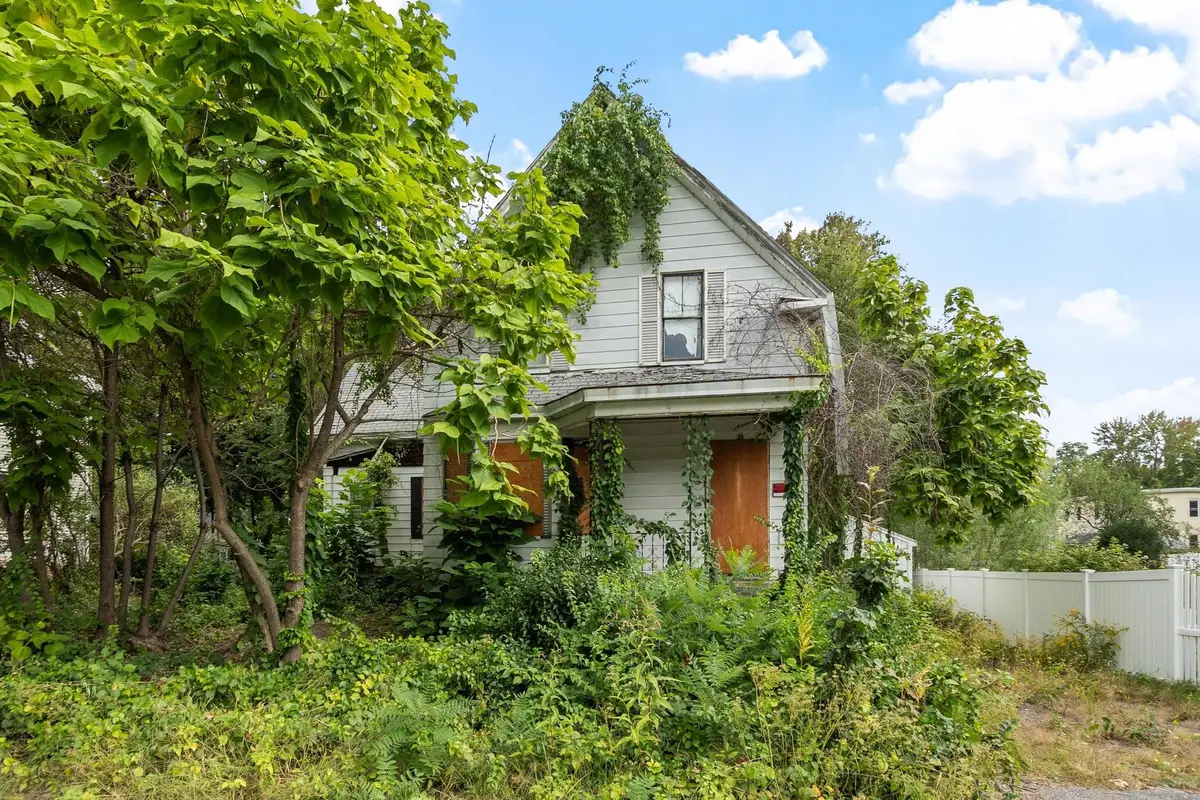 16 Holt, North Chelmsford, MA 01863 - #1