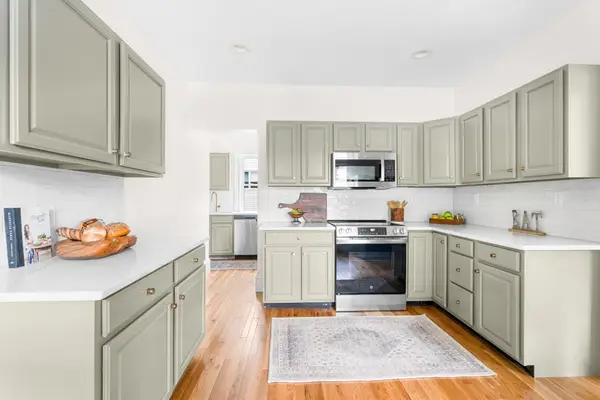 9 Prospect Hill Ave #1, Somerville, MA 02143