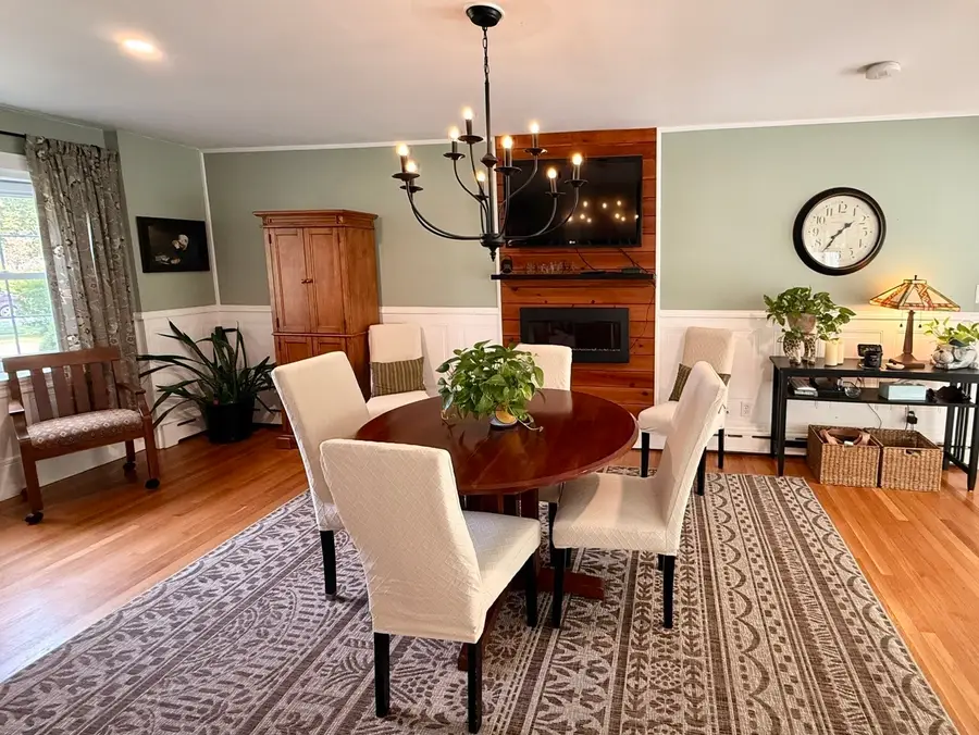 270 Gardner St, New Bedford, MA 02740 - #3