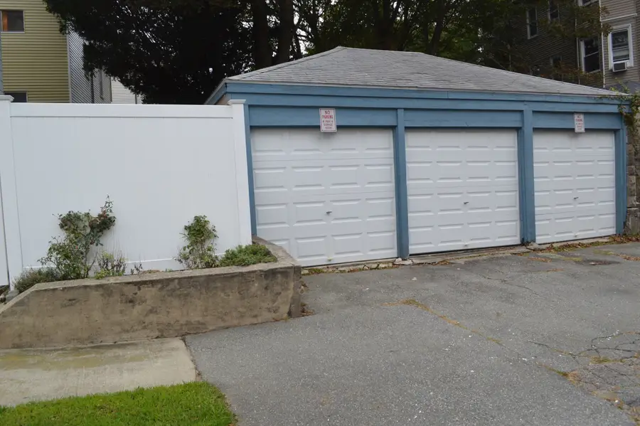 543 Coggeshall St, New Bedford, MA 02746 - #2