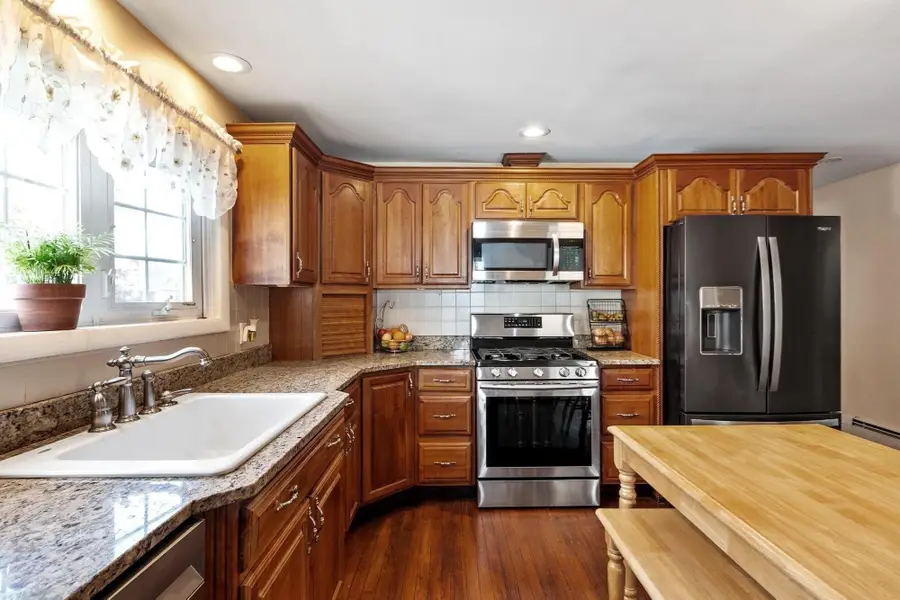160 Jackson St, Methuen, MA 01844 - #2