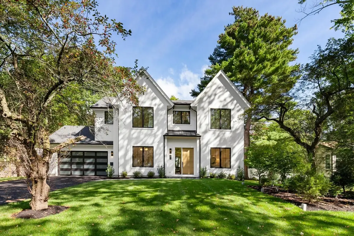 470 Quinobequin, Newton, MA 02468 - #1