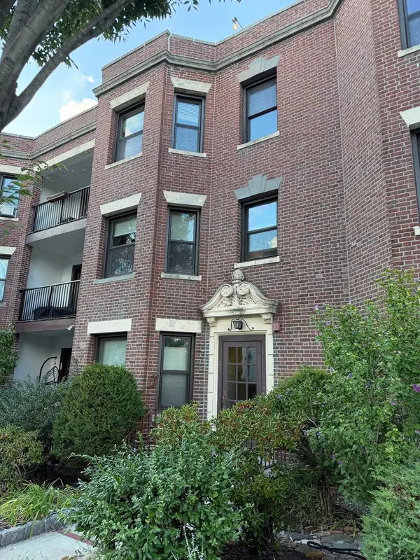 5 South St #3, Boston, MA 02135