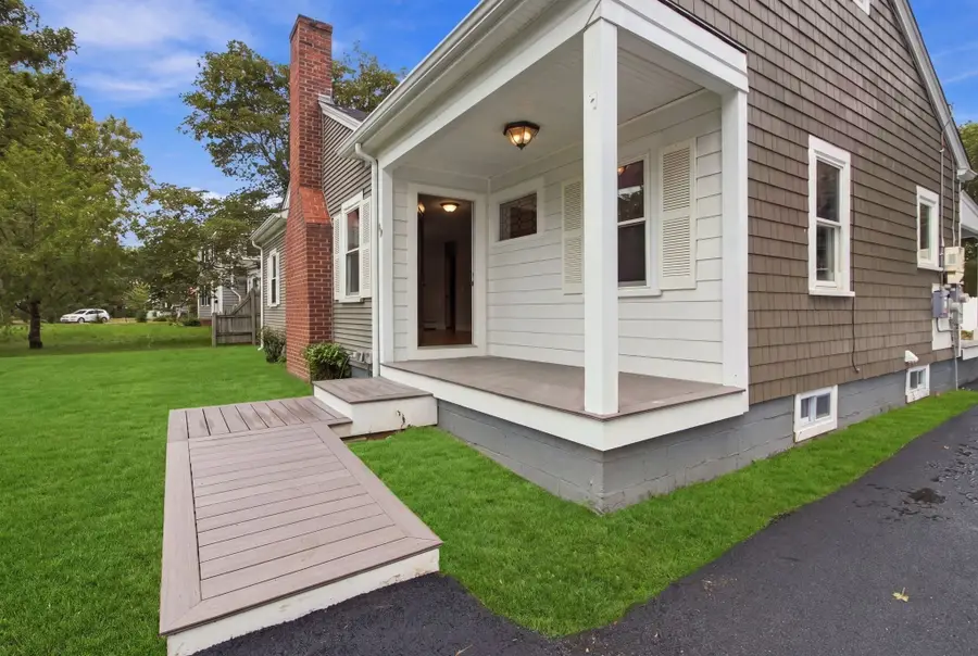 18 Murphy Rd, Hyannis, MA 02601 - #3