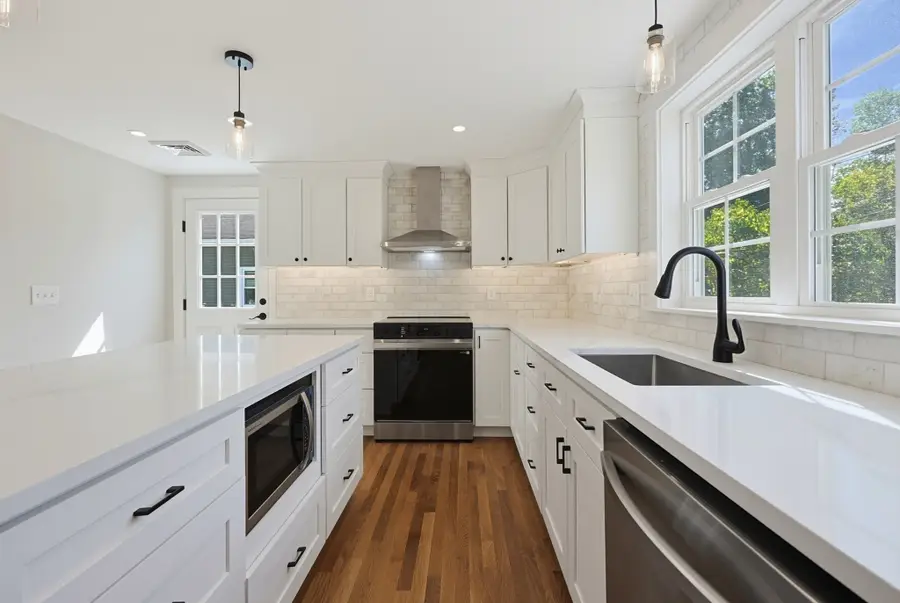 7 Dana Park, Hopedale, MA 01747 - #3