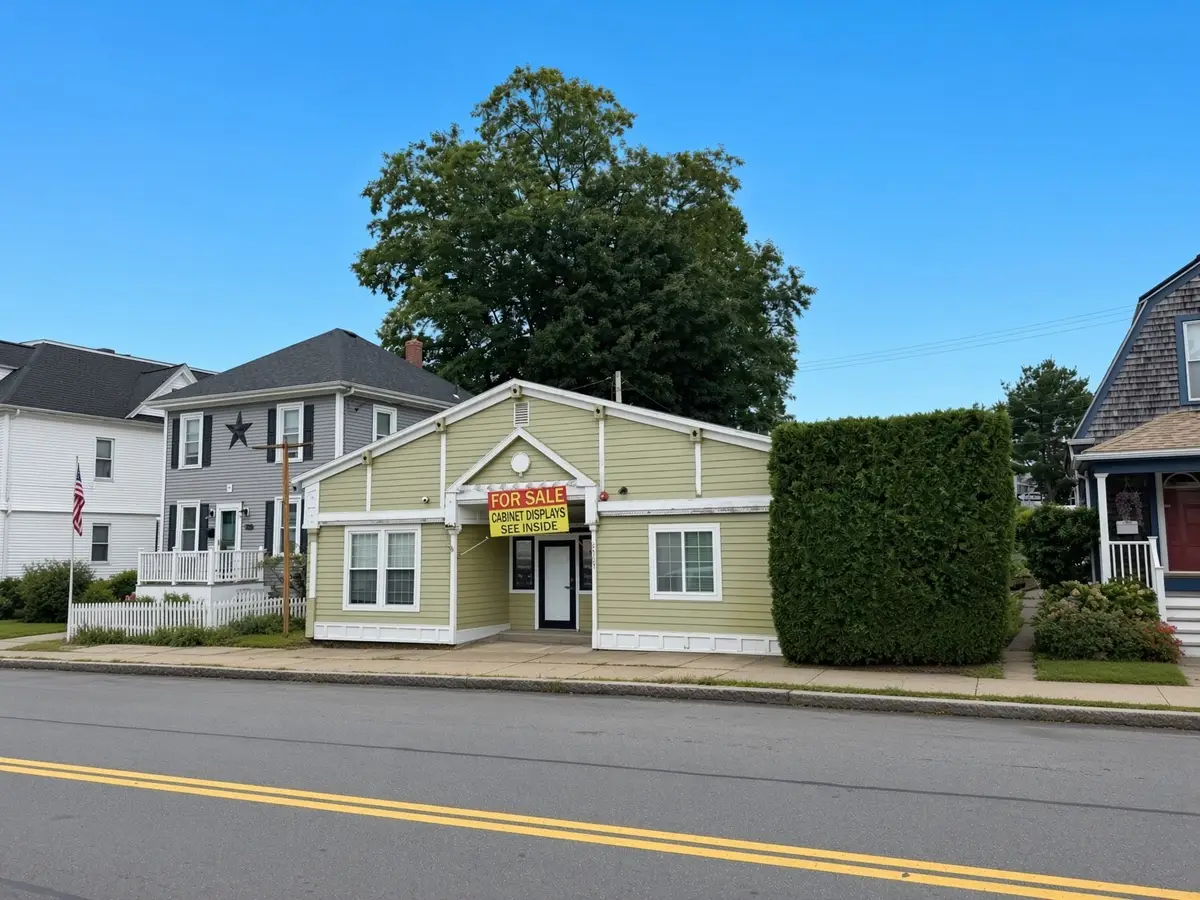 2307 Acushnet Avenue, New Bedford, MA 02745 - #1