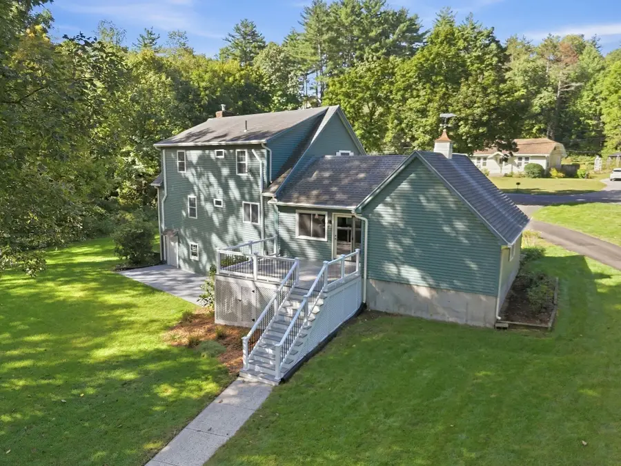 330 Ventura St, Ludlow, MA 01056 - #3