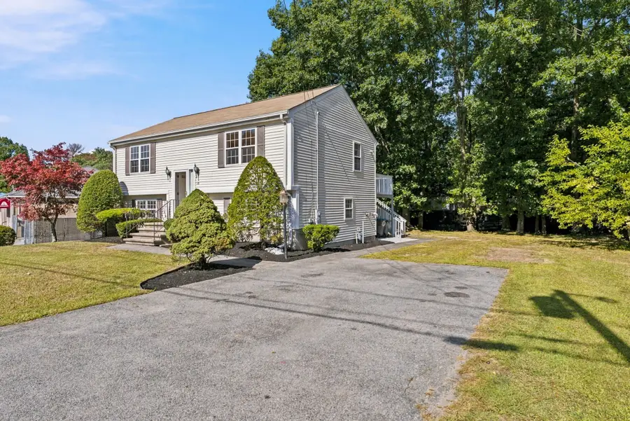 18 Woodland Street, Methuen, MA 01844 - #3