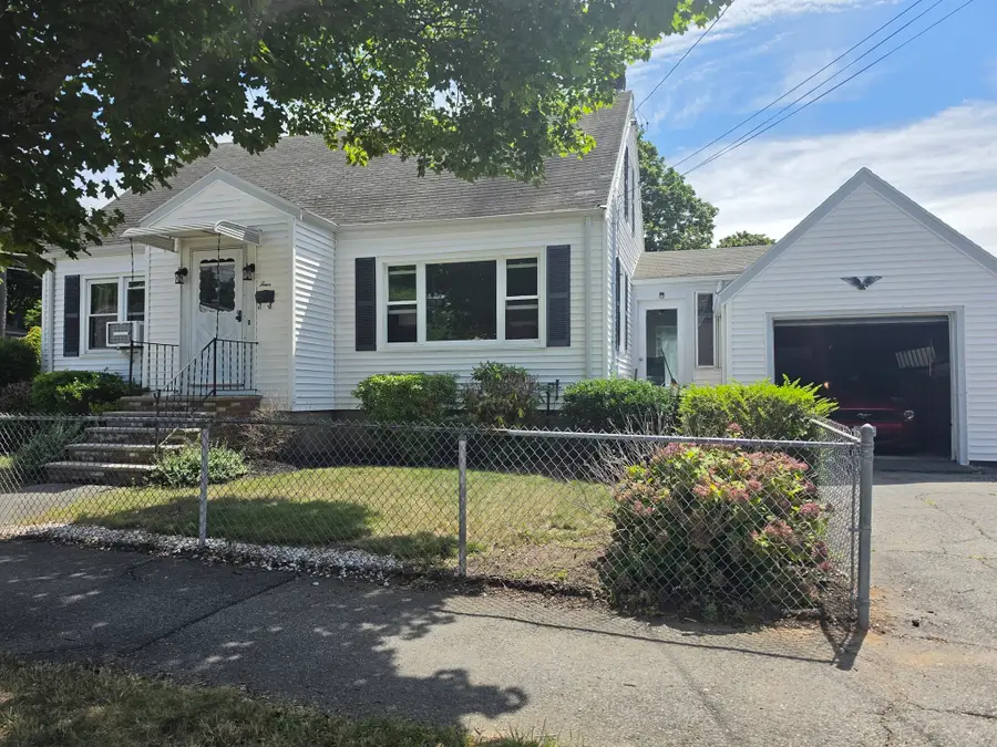 4 Edgemere Rd, Lynn, MA 01904 - #2
