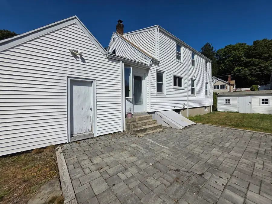4 Edgemere Rd, Lynn, MA 01904 - #3