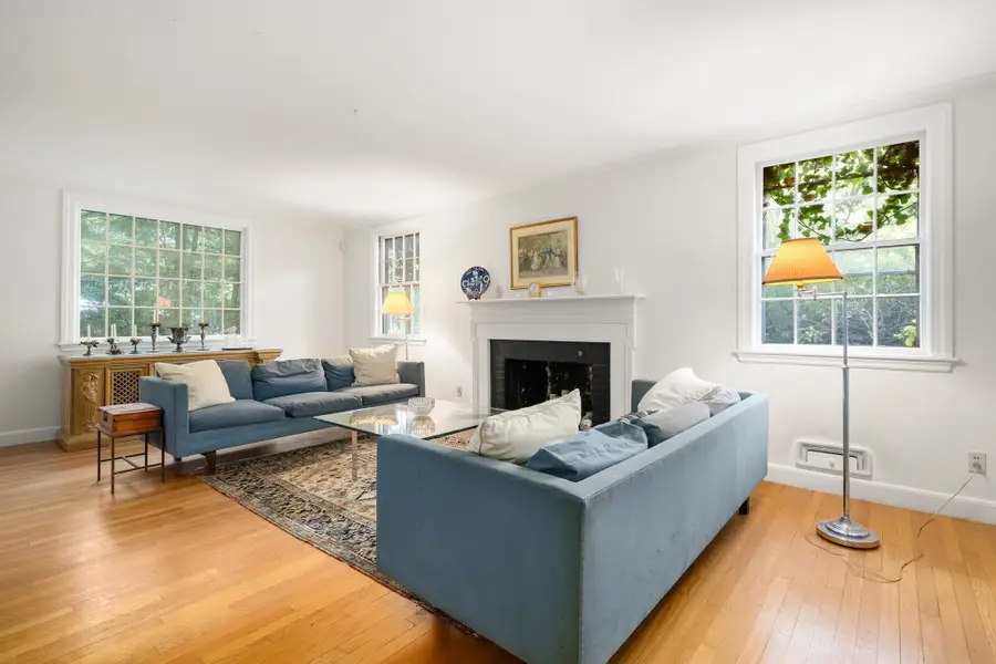 24 Cliff Road, Wellesley, MA 02481 - #3