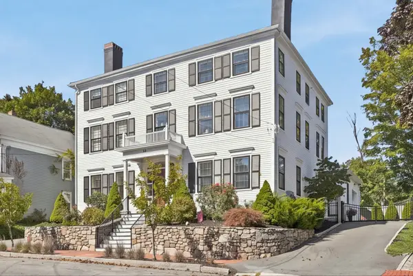 26 Tyng St #A, Newburyport, MA 01950