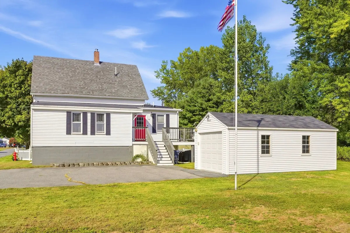 11 Russell St, Methuen, MA 01844 - #1