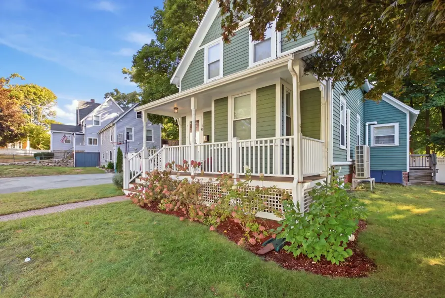 10 Eaton St, Reading, MA 01867 - #3