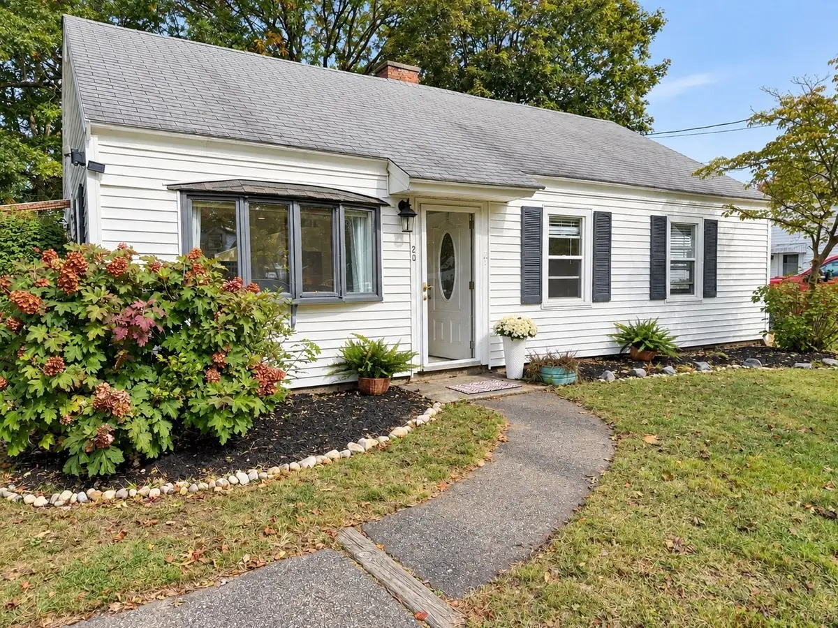 20 Rayburn Rd, Stoughton, MA 02072 - #1