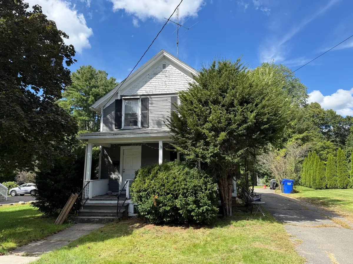 221 Northampton Rd, Amherst, MA 01002 - #1