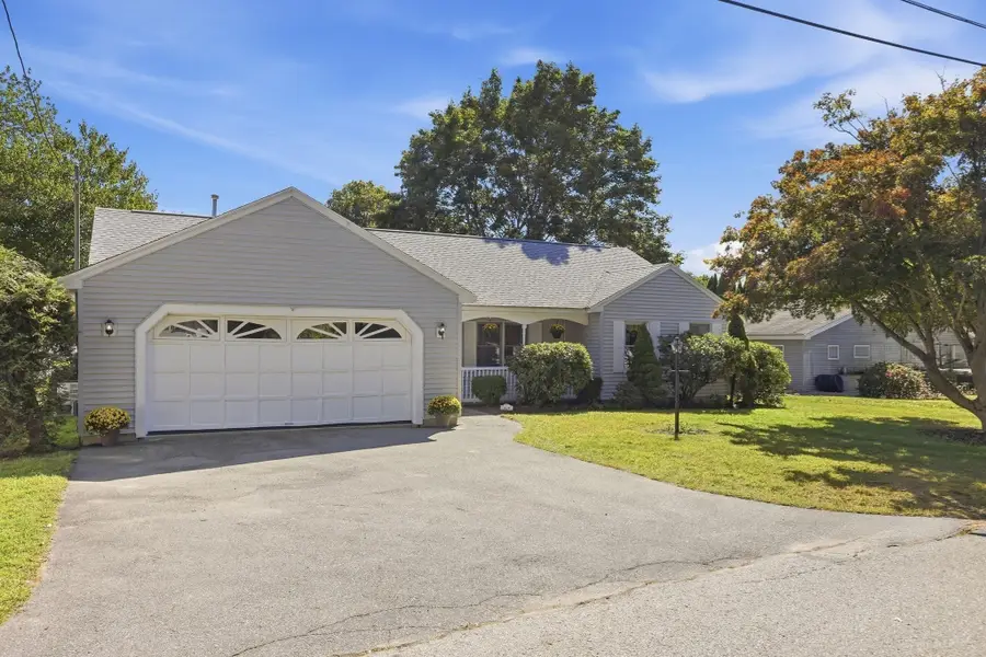 20 Elm St, Dracut, MA 01826 - #3