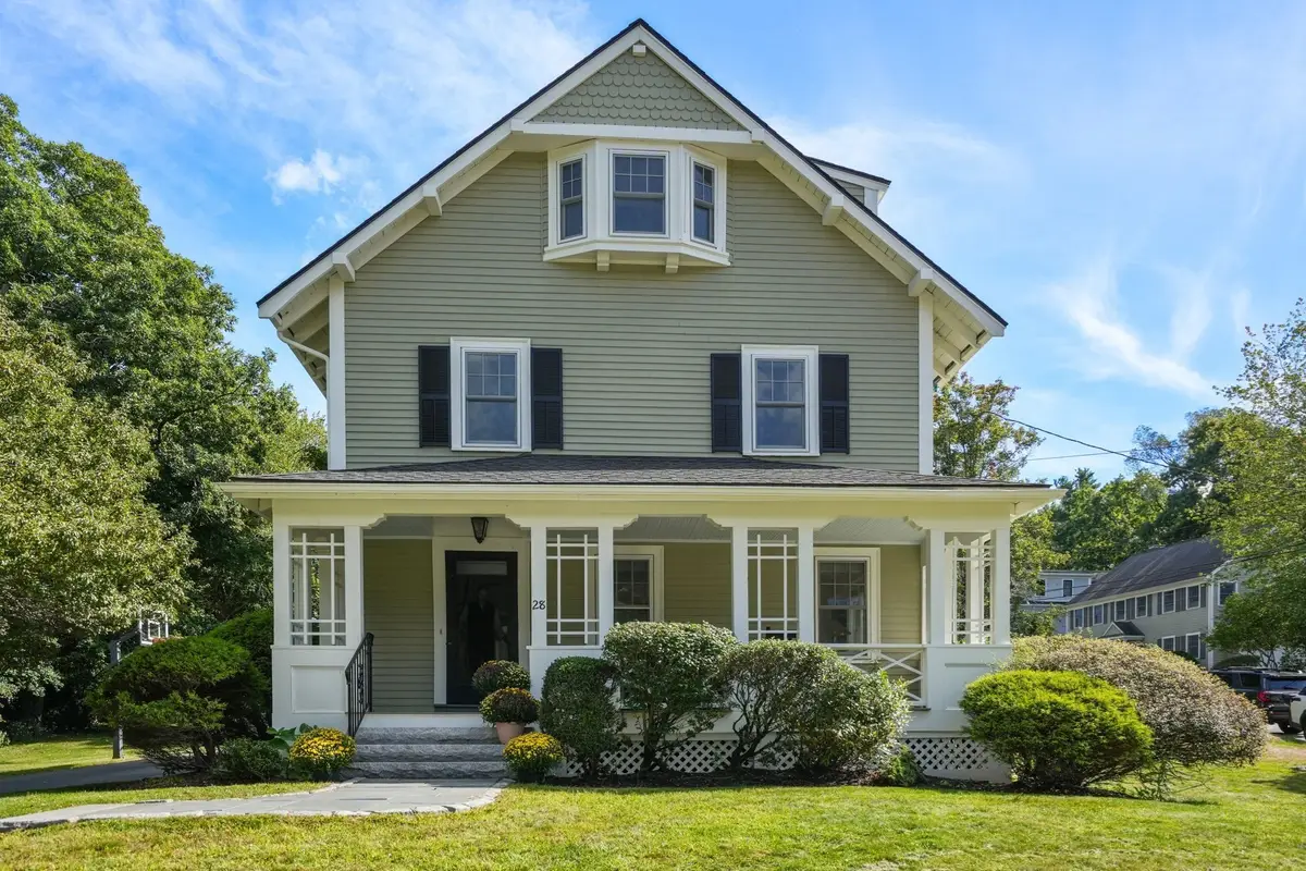 28 Green St, Needham, MA 02492 - #1