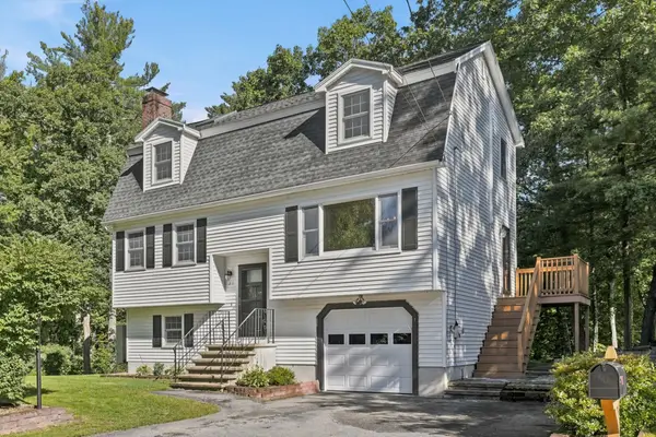 21 Pumpkin Lane, Tewksbury, MA 01876