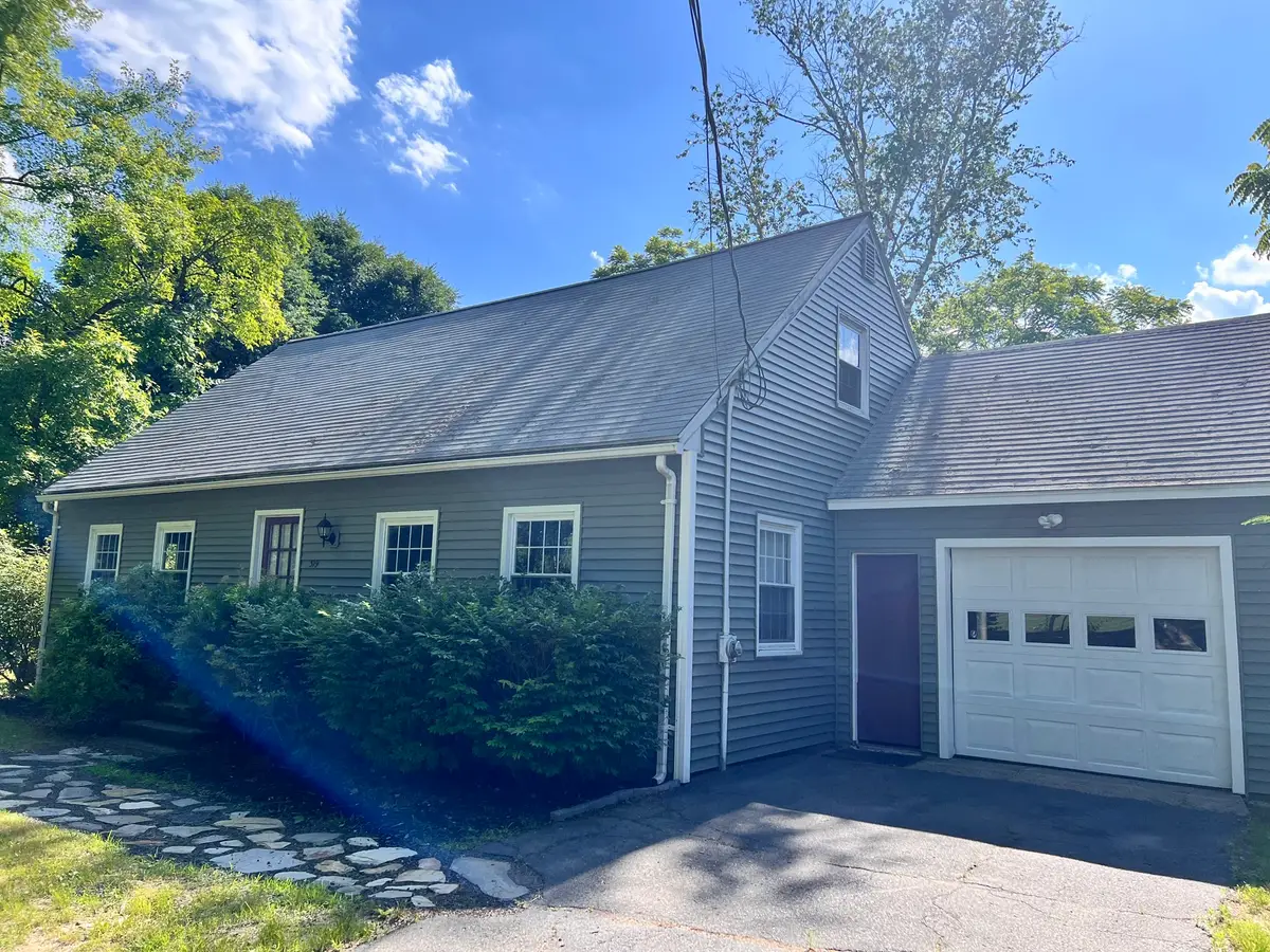 319 West St, Amherst, MA 01002 - #1