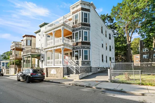 33 Hollander St, Boston, MA 02121