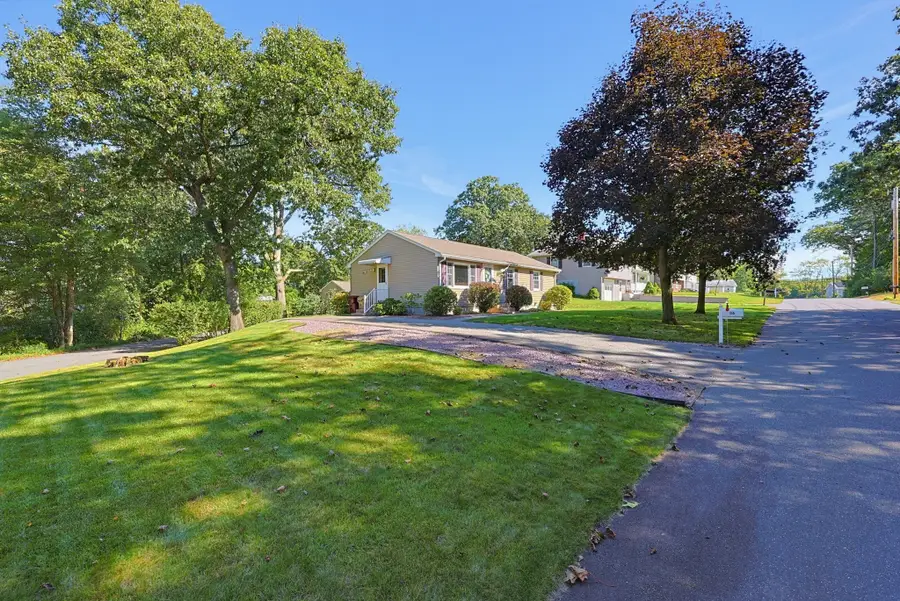 36 Butler St, Ludlow, MA 01056 - #3