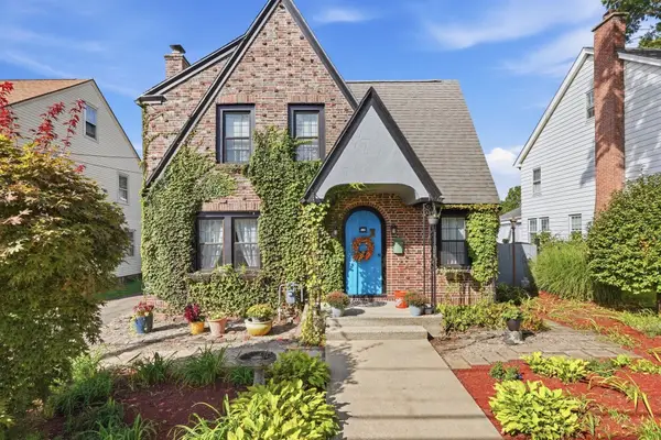 104 Wayne St, Springfield, MA 01118