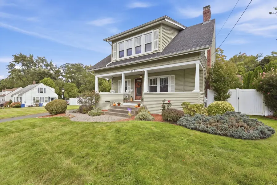 154 Ely Ave, West Springfield, MA 01089 - #3