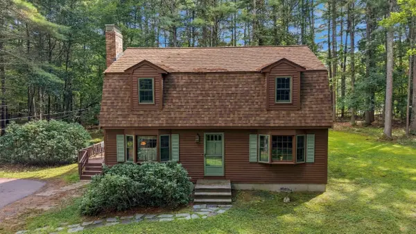 15 East St #17A, Pepperell, MA 01463