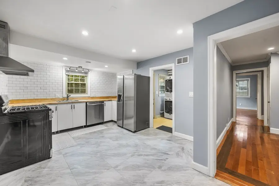 51 Selwyn Rd, Randolph, MA 02368 - #2