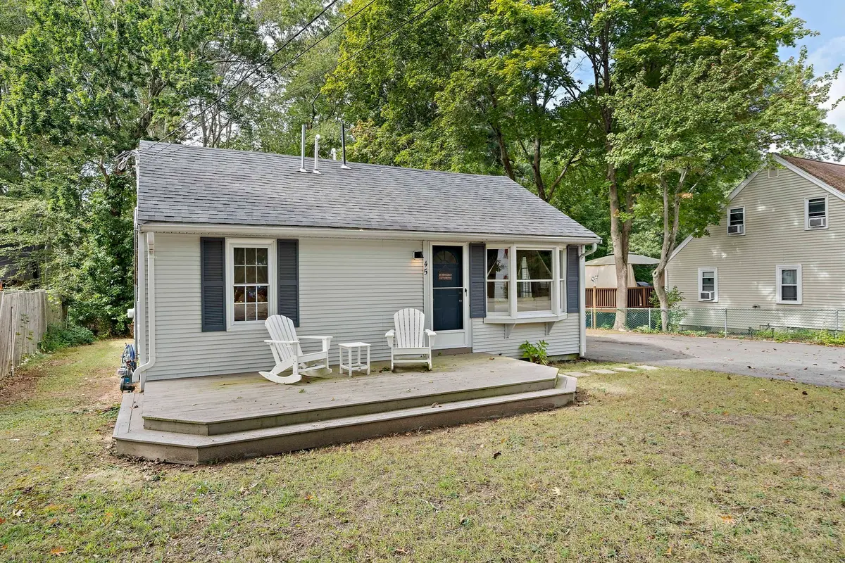 45 Coleman St, Abington, MA 02351 - #1