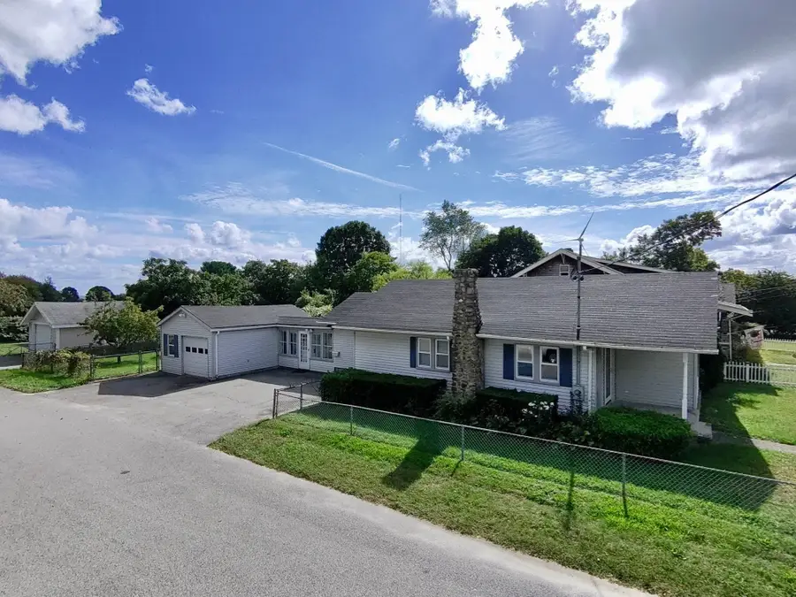 285 Huttleston Ave, Fairhaven, MA 02719 - #3