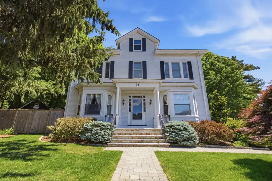 31 Mount Vernon St, Boston, MA 02132 - #2