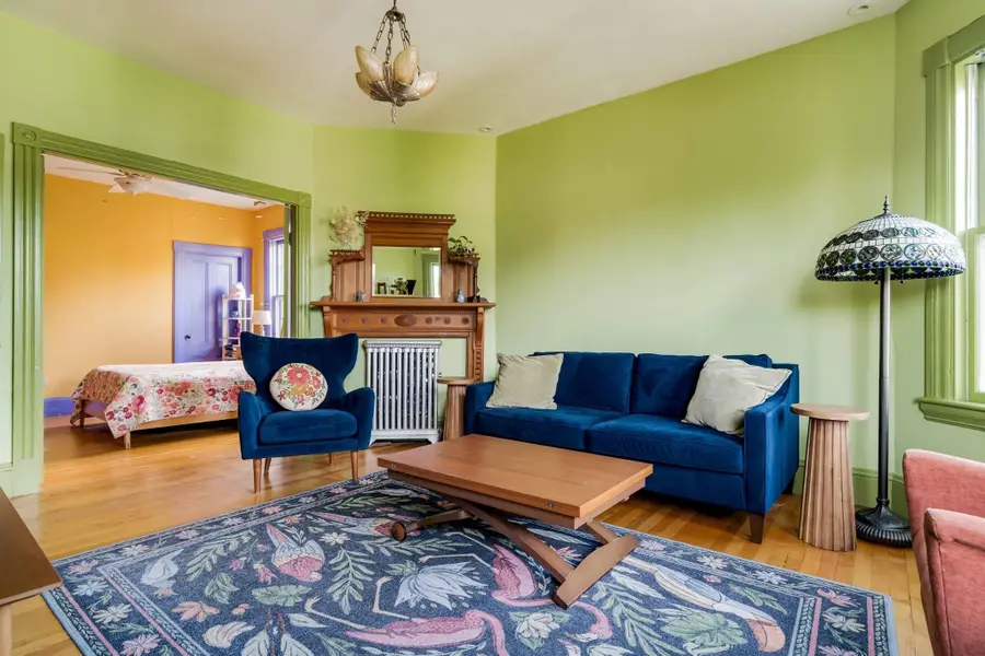 32 Essex St, Cambridge, MA 02139 - #2