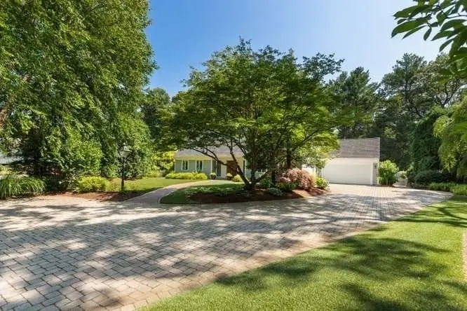 125 Bristers Hill, Concord, MA 01742 - #2