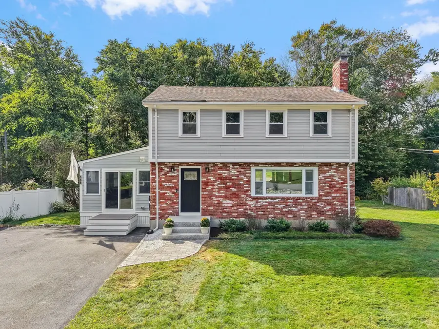 468 Underwood St, Holliston, MA 01746 - #2