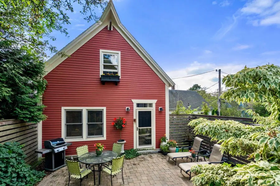 10 Symmes Street #4, Boston, MA 02131 - #2