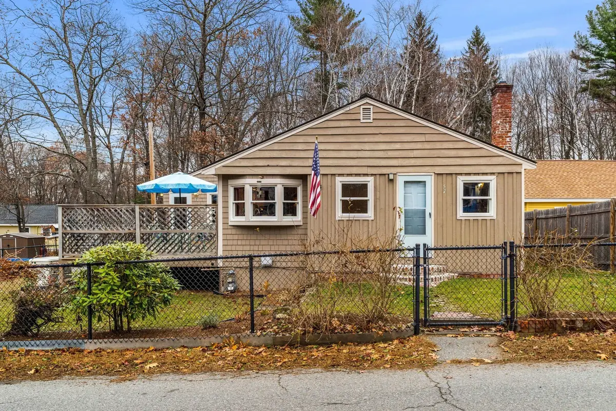 57 Richardson Ave, Dracut, MA 01826 - #1