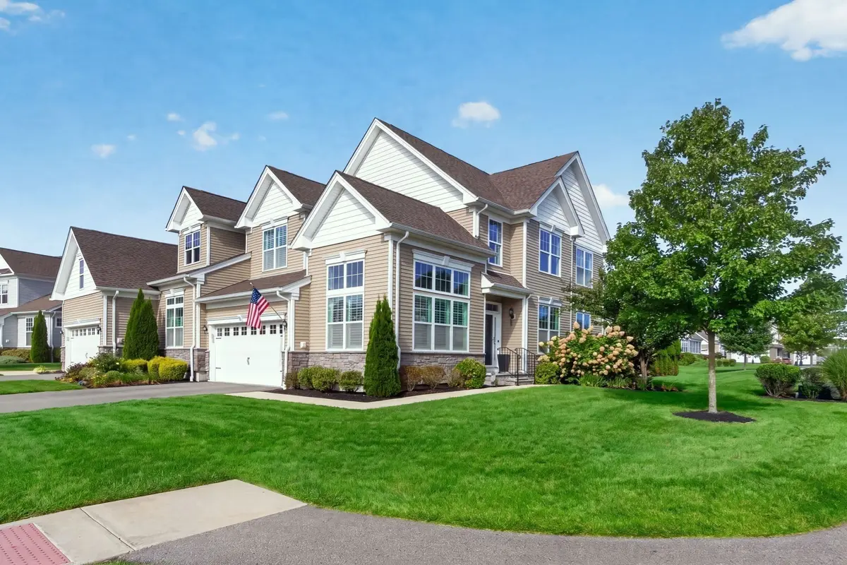 29 Henry Way #29, Millis, MA 02054 - #1