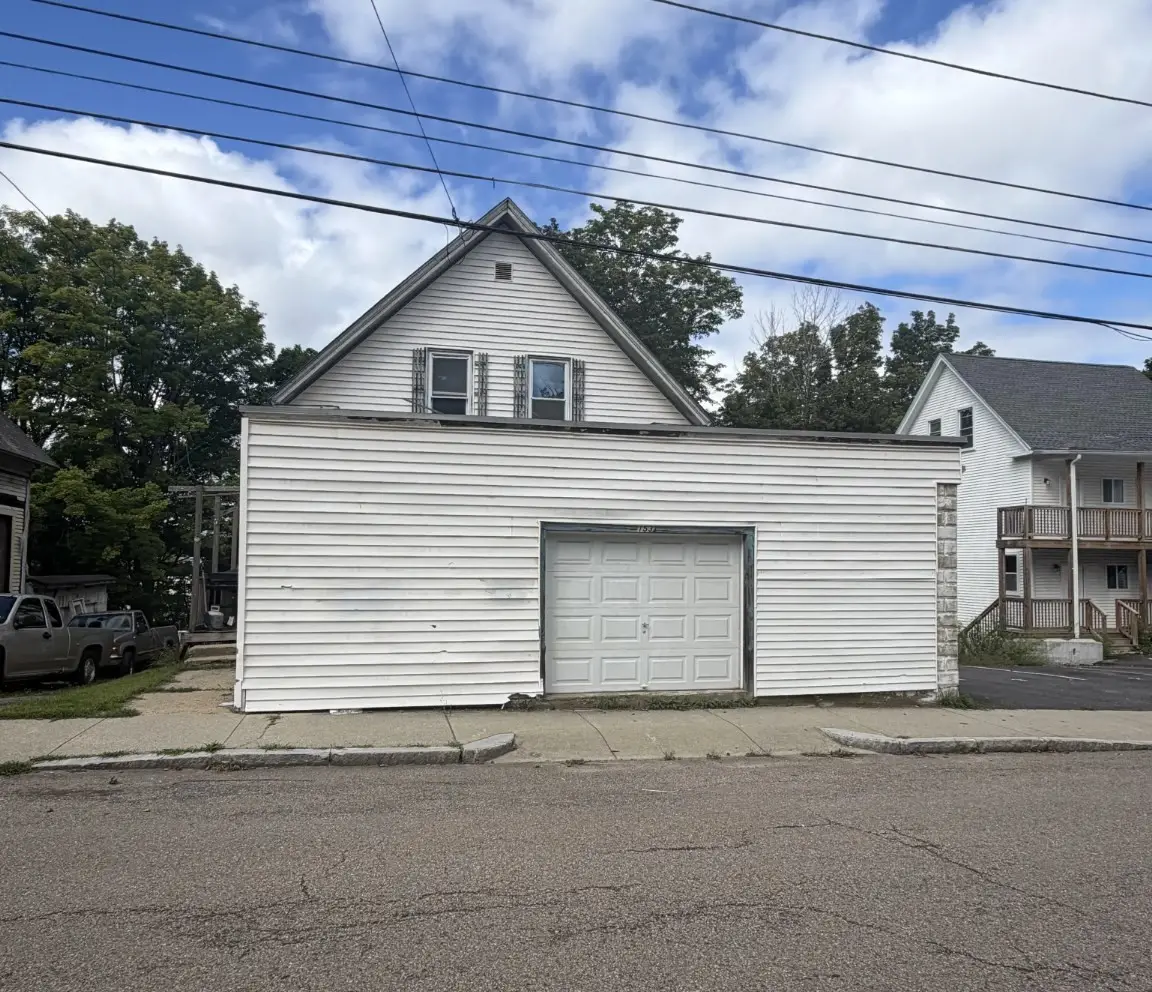 153 Pine St, Gardner, MA 01440 - #1