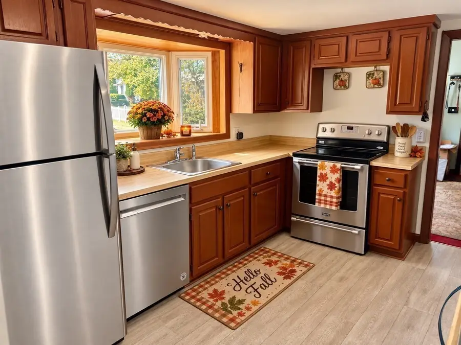 36 Oakland Dr, Auburn, MA 01501 - #3